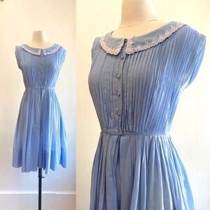 VTG 50s RK Cotton Gauze Baby Blue Day Dress / Lace & Pleats / Size XS